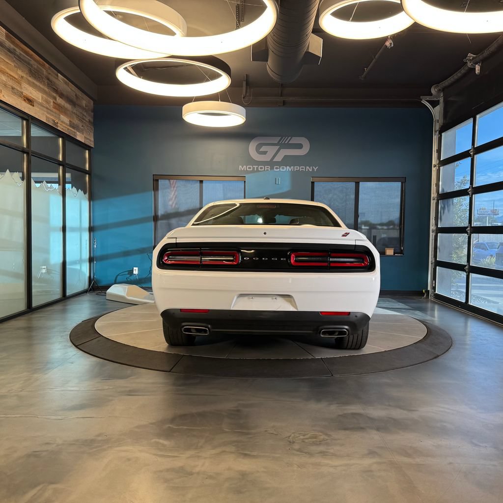 Used 2022 Dodge Challenger GT AWD/4WD image 4