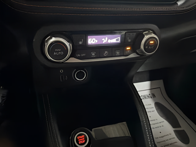 Used 2020 Nissan Kicks SR w/ SR Premium Package FWD image 22