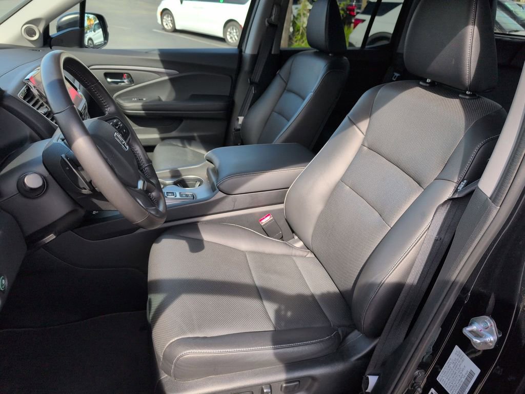 Used 2025 Honda Ridgeline RTL image 25