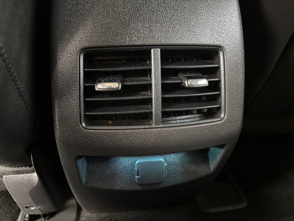 Used 2013 Ford Edge Sport w/ Driver Entry Pkg FWD image 26