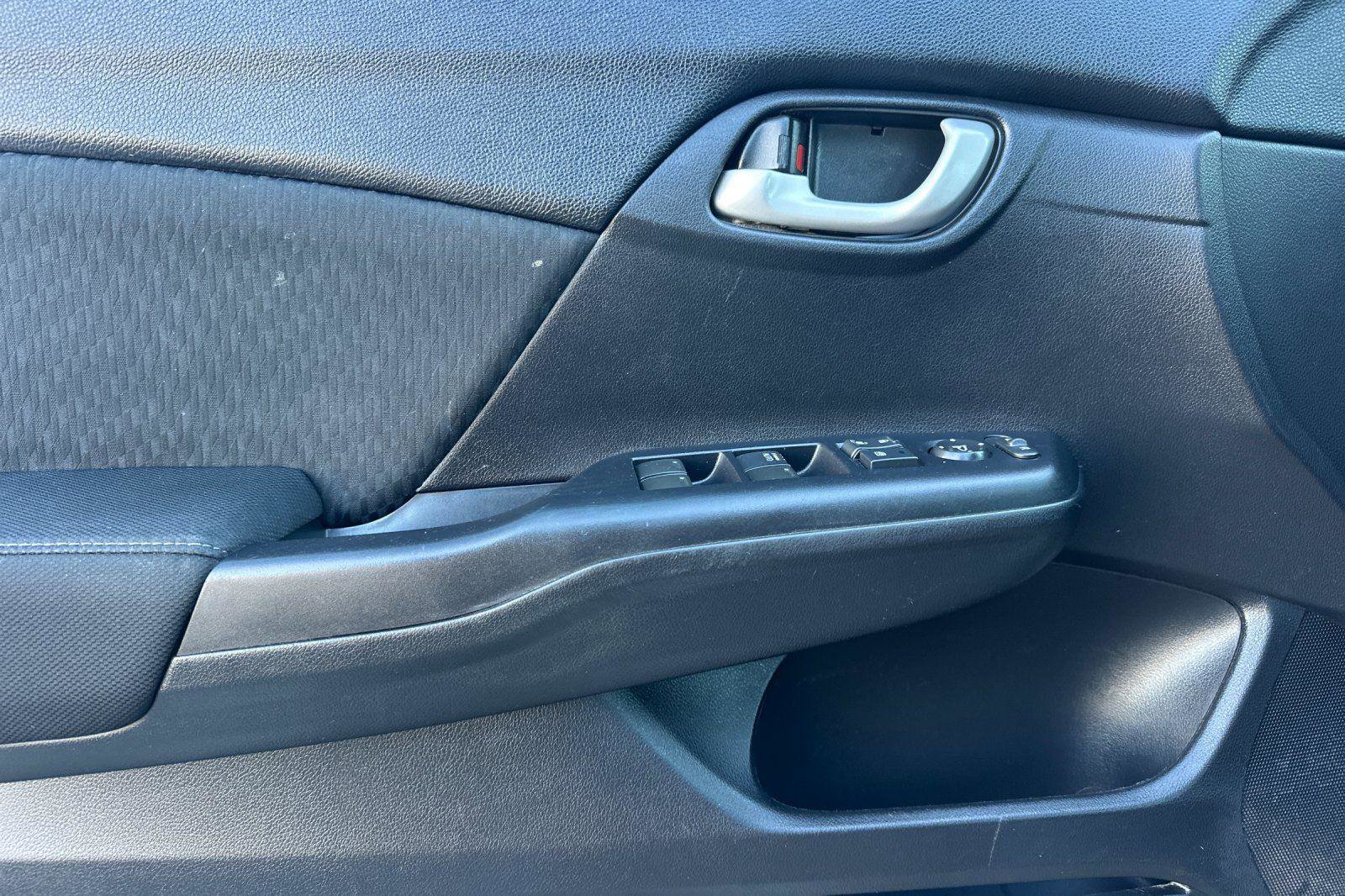 Used 2015 Honda Civic LX image 11