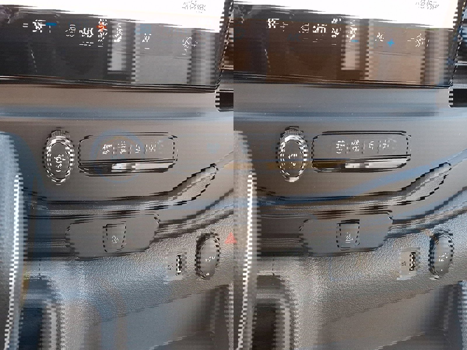 New 2026 Ford Transit 150 Low Roof image 16