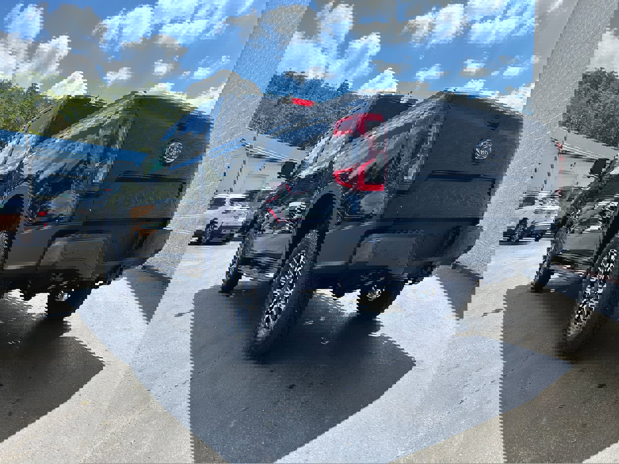 New 2025 Ford Ranger Lariat w/ Trailer Tow Package image 9