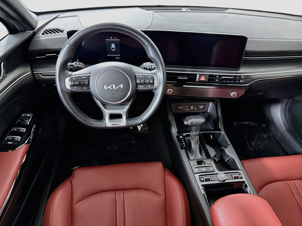 Certified 2025 Kia K5 GT-Line w/ GT-Line Premium Package FWD image 4
