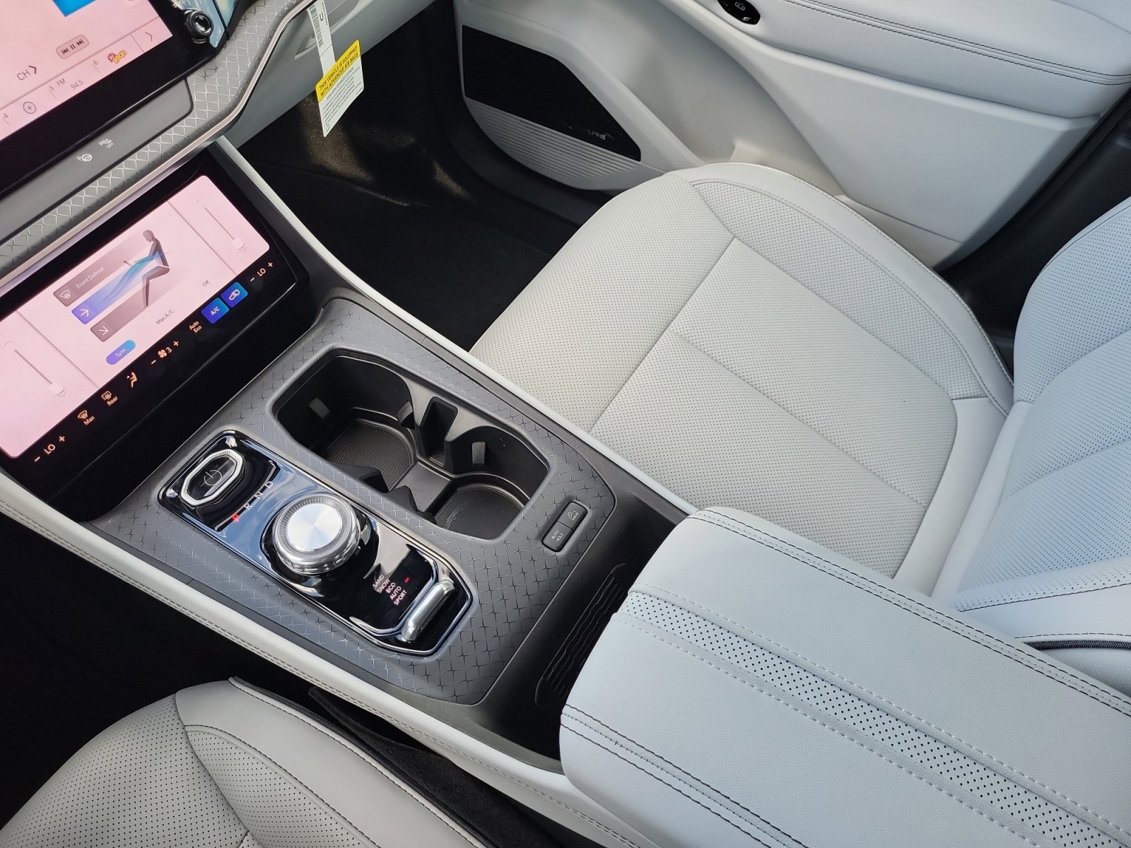 New 2025 Jeep Wagoneer Limited image 15