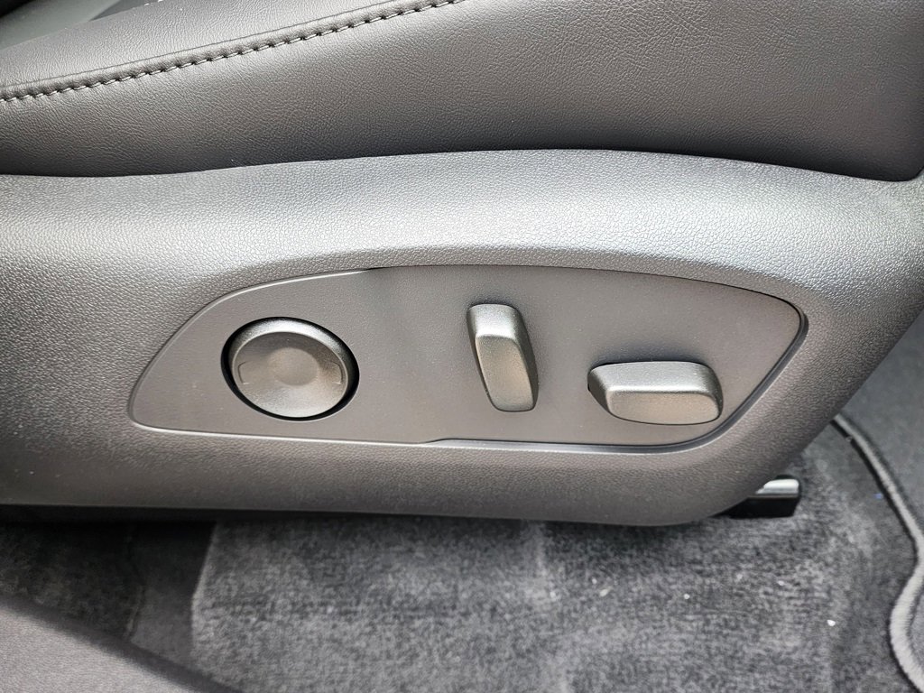 New 2026 GMC Acadia Elevation image 41