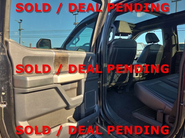 Used 2022 Ford F250 Lariat w/ Black Appearance Package AWD/4WD image 11