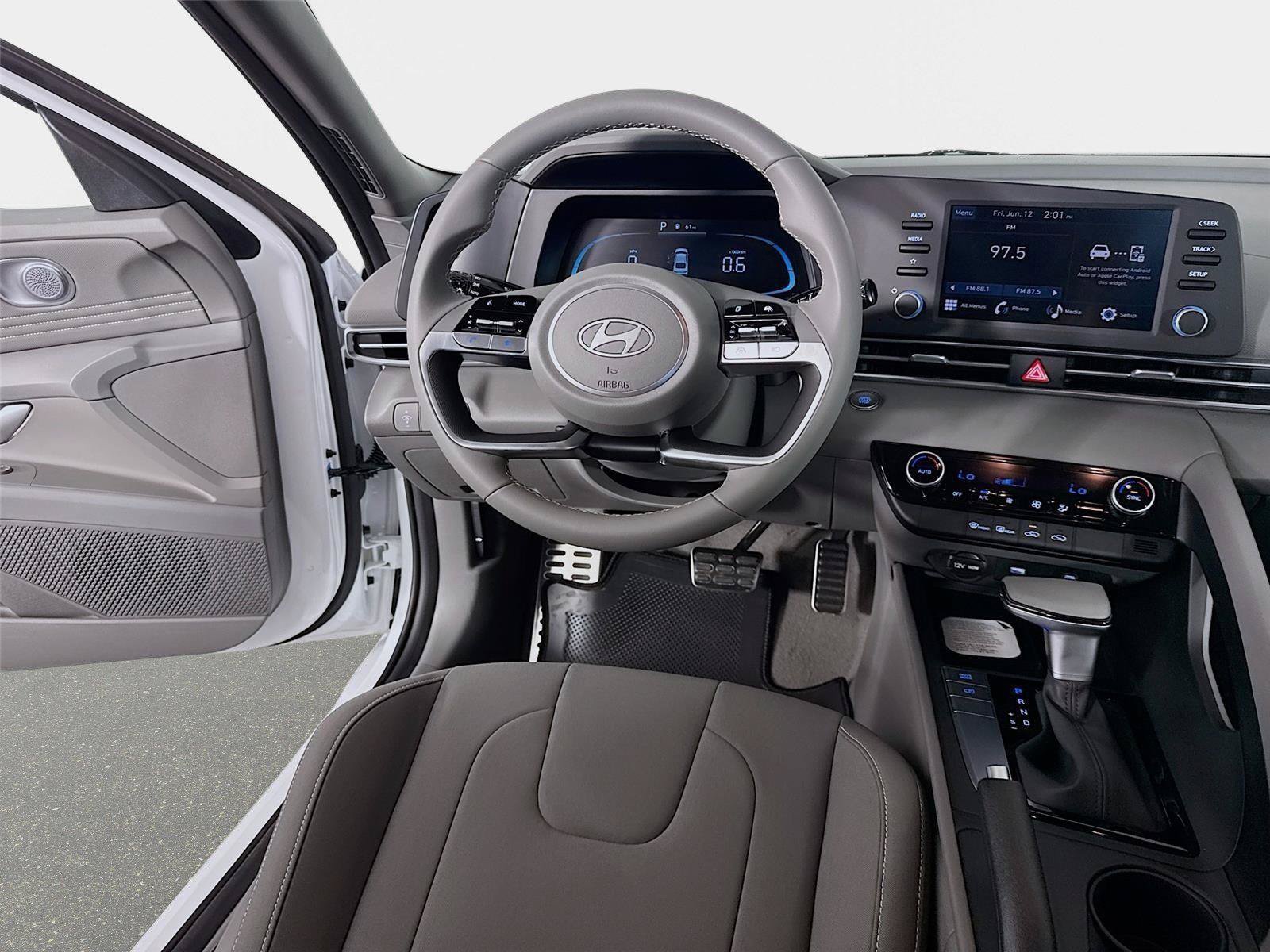 New 2026 Hyundai Elantra Sport FWD image 21
