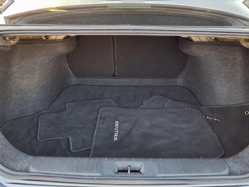 Used 2021 Nissan Sentra SR image 25