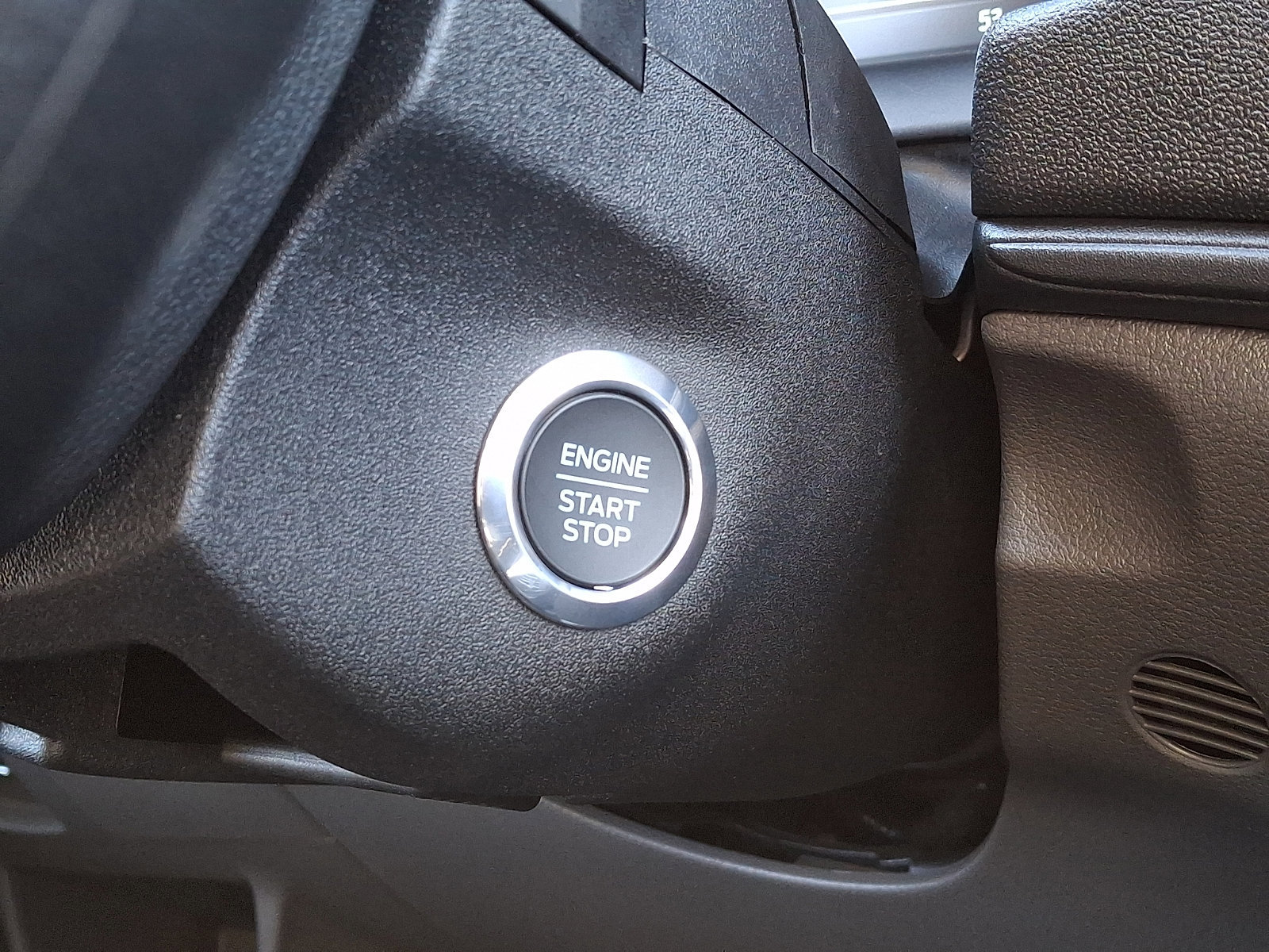 New 2026 Ford Transit 150 148 Medium Roof w/ Load Area Protection Package image 20