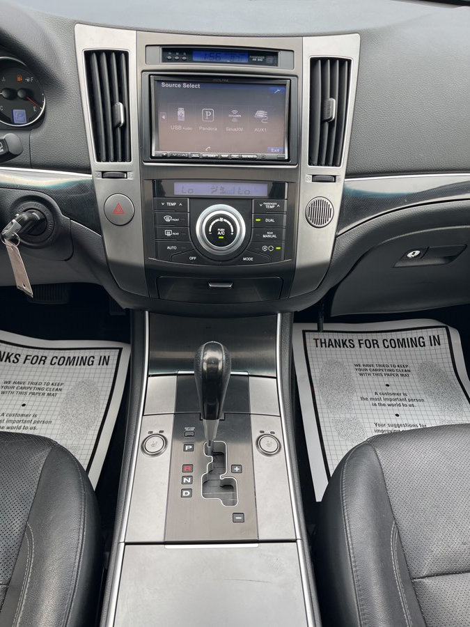 Used 2012 Hyundai Veracruz Limited w/ Navigation Pkg AWD/4WD image 17