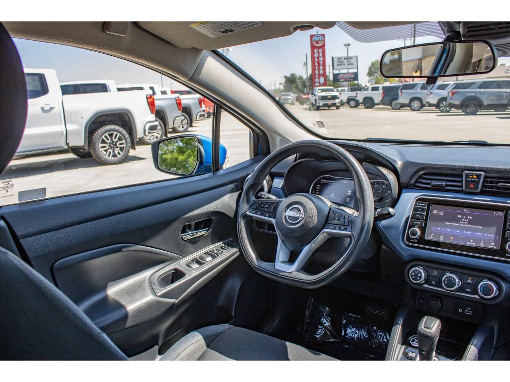 Used 2023 Nissan Versa SV FWD image 21