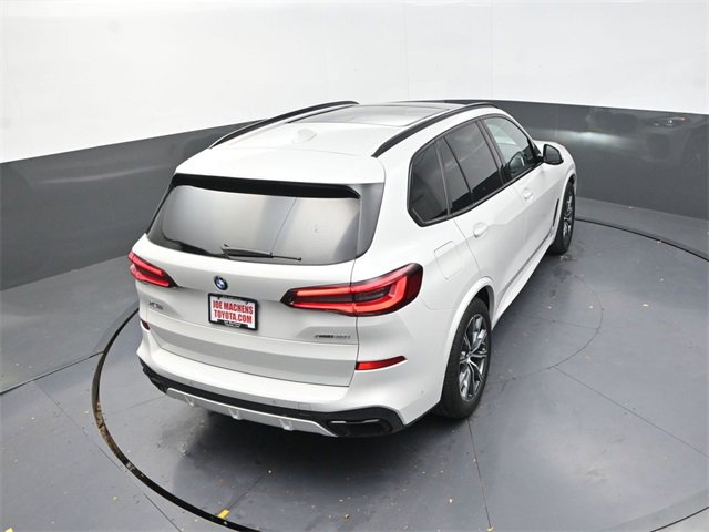 Used 2022 BMW X5 xDrive40i w/ M Sport Package image 25