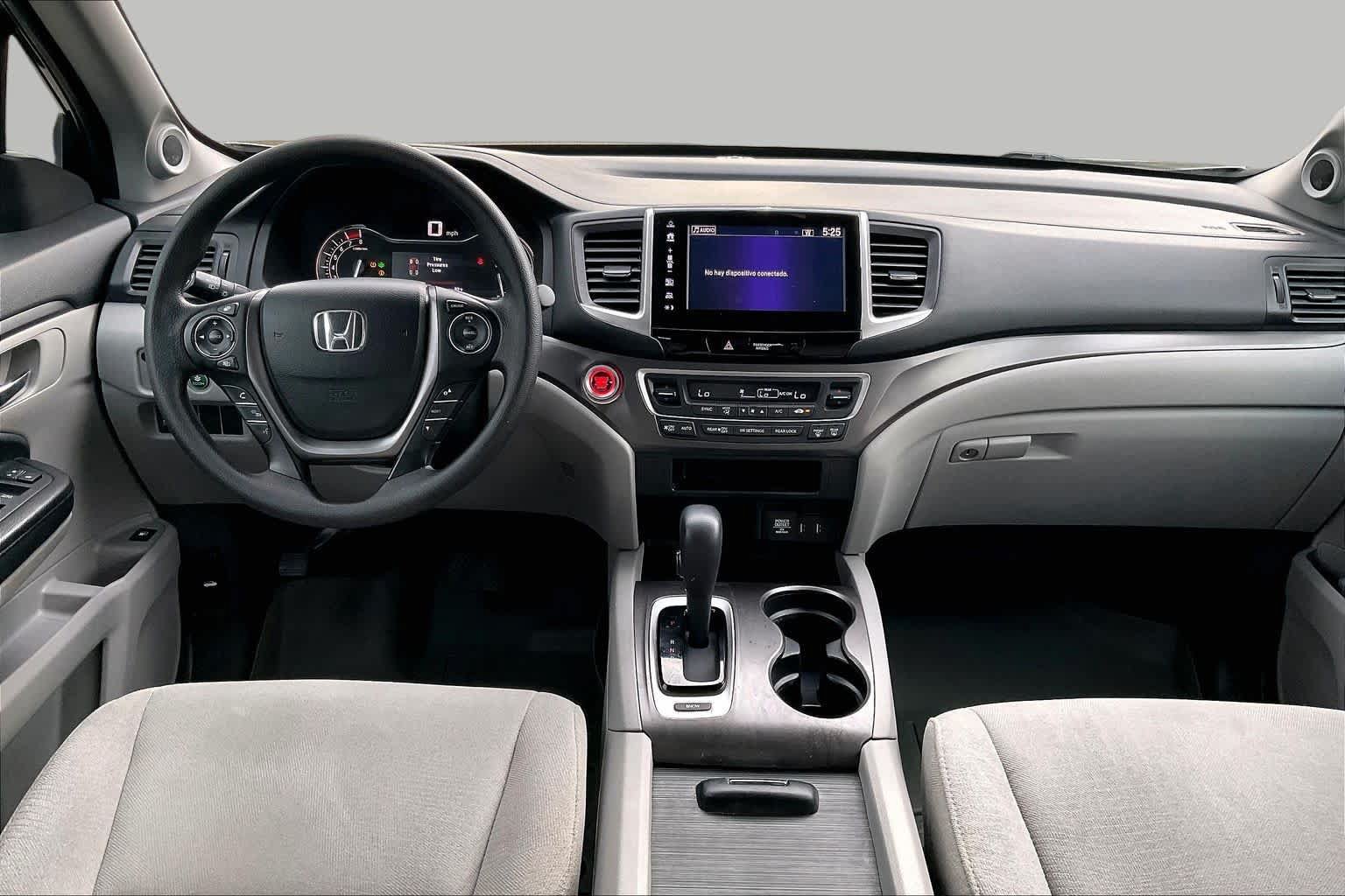 Used 2017 Honda Pilot EX image 15