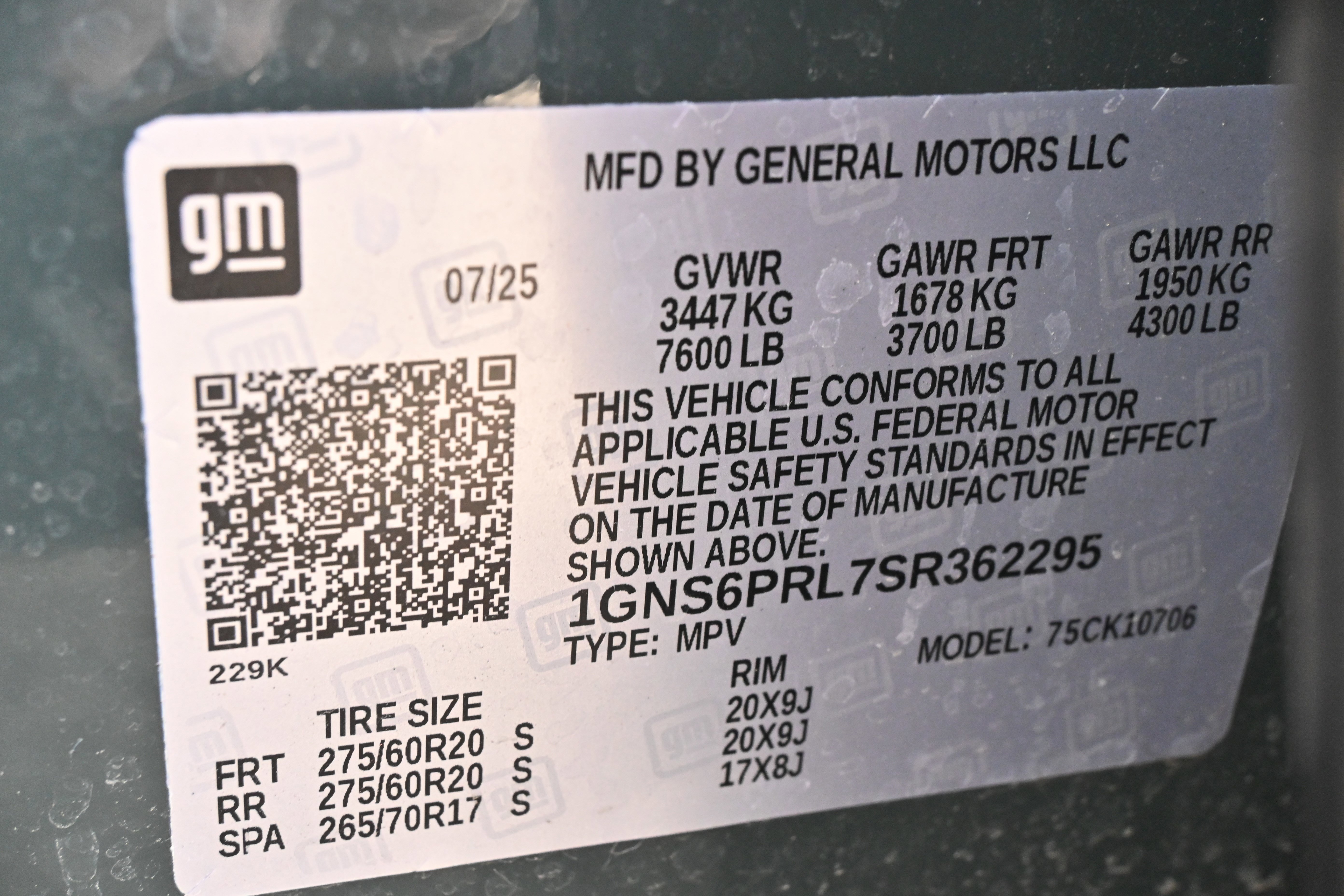 Used 2025 Chevrolet Tahoe Z71 w/ Z71 Off-Road Package image 39