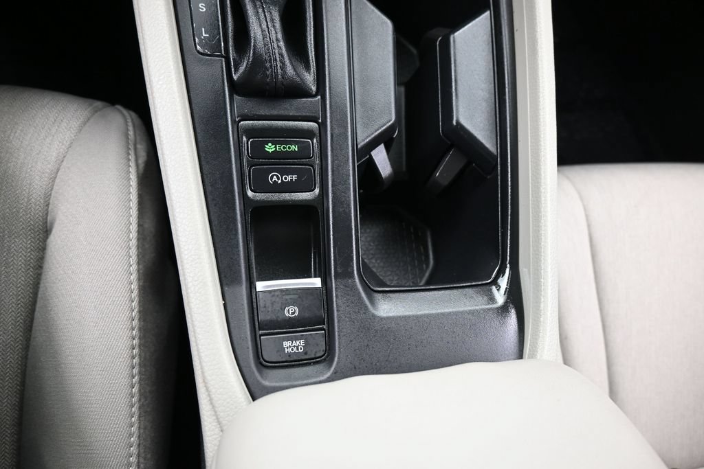 Used 2025 Honda Accord SE image 28