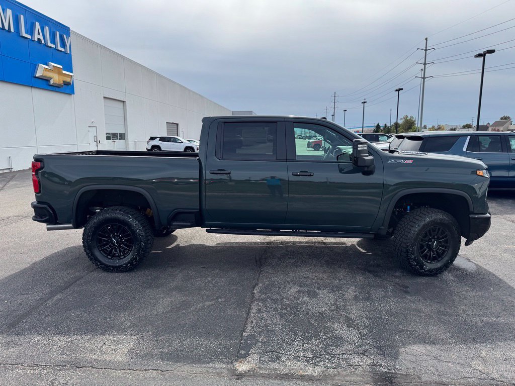 New 2026 Chevrolet Silverado 2500 ZR2 w/ LPO, Dark Essentials Package AWD/4WD image 8