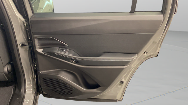 New 2027 Jeep Cherokee Laredo AWD/4WD image 32