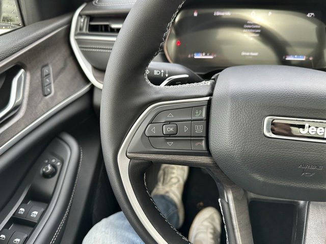 New 2026 Chrysler Pacifica Select image 26