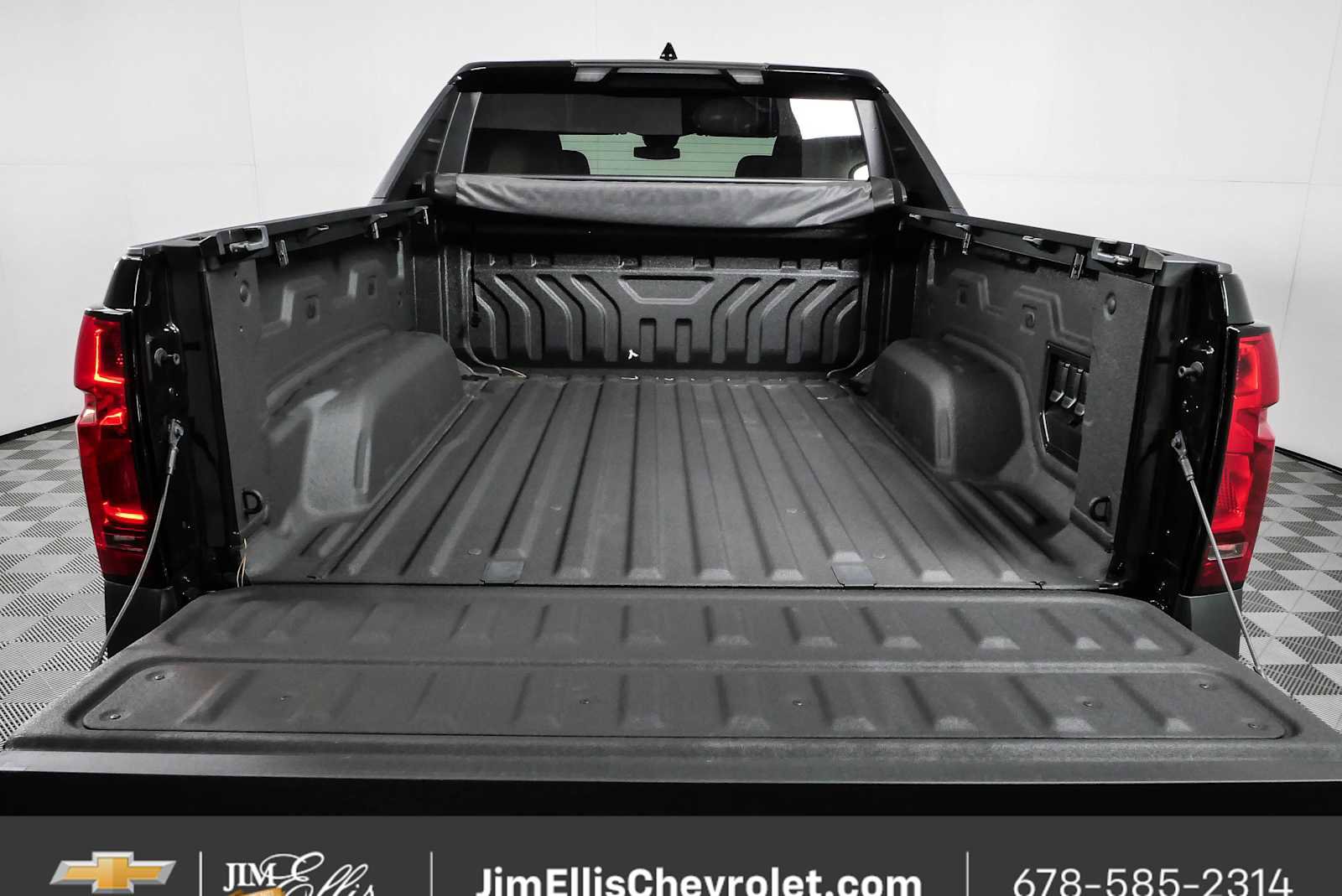 New 2024 Chevrolet Silverado EV W/T AWD/4WD image 30