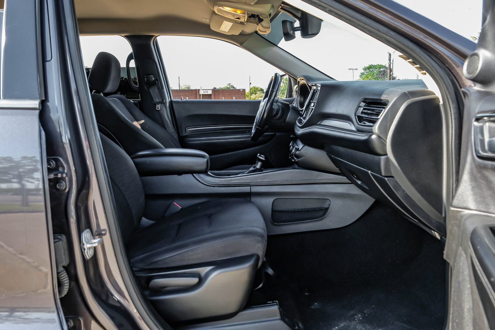 Used 2021 Dodge Durango SXT w/ 3rd Row Seating Group RWD image 32