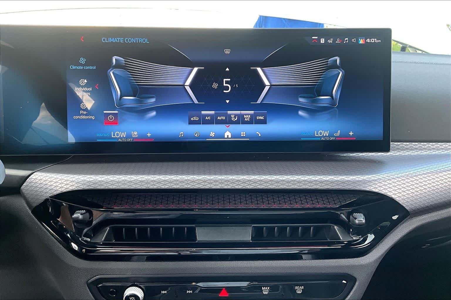 Used 2025 BMW i4 M50 AWD/4WD image 31