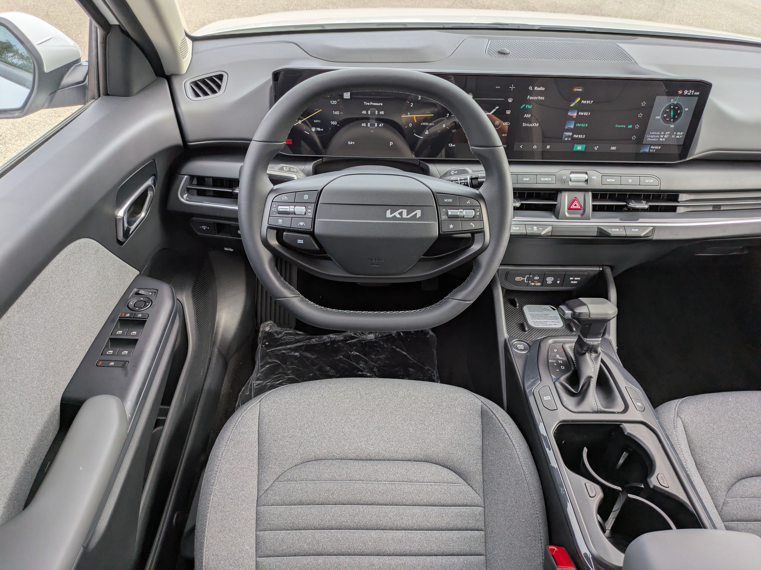 New 2025 Kia K4 GT-Line Turbo FWD image 18