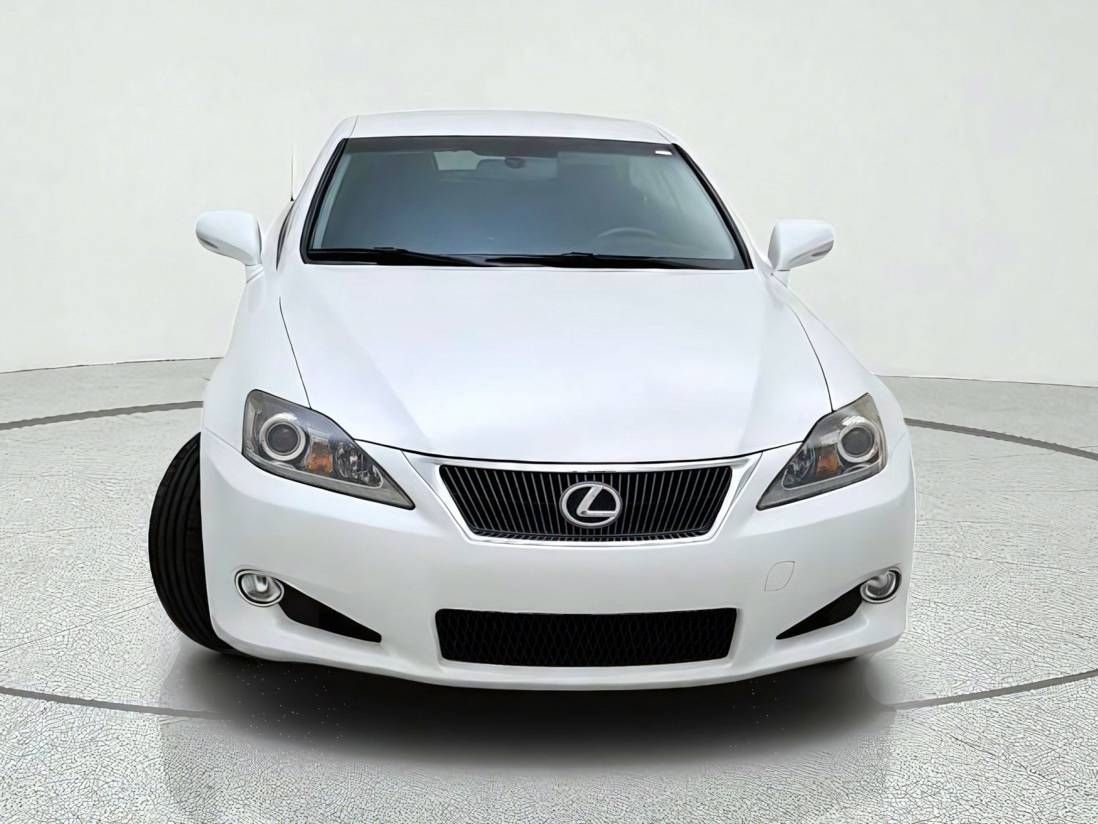 Used 2013 Lexus IS 250C RWD image 3