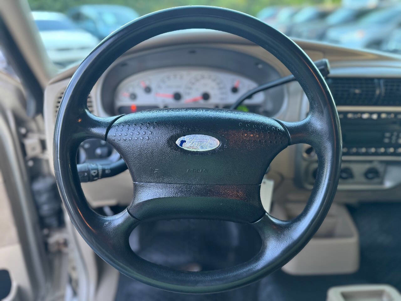 Used 2005 Ford Explorer Sport Trac XLT AWD/4WD image 13