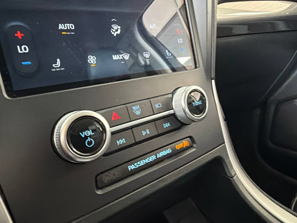 Used 2024 Ford Edge SEL AWD/4WD image 32