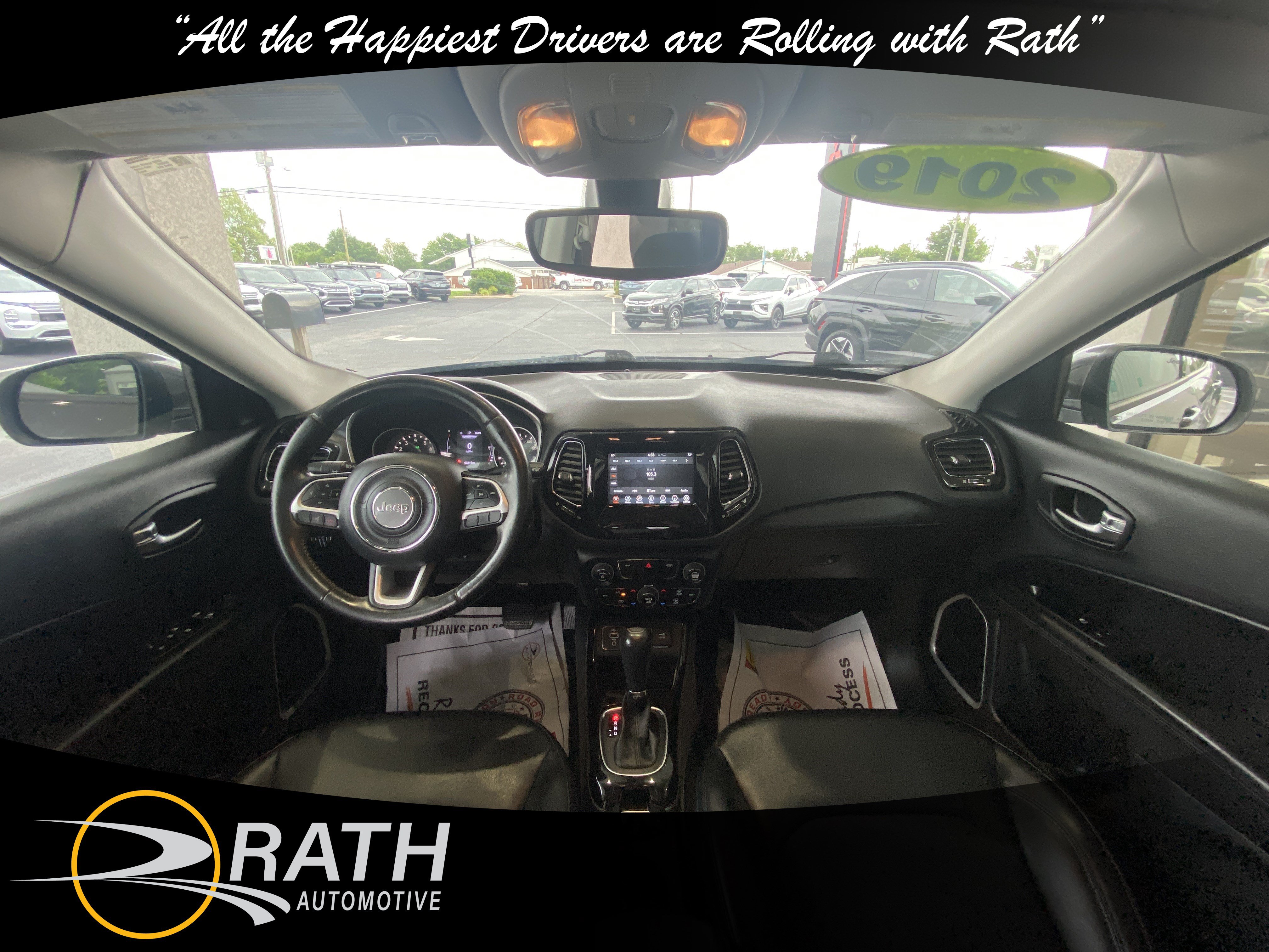 Used 2019 Jeep Compass Latitude FWD image 17