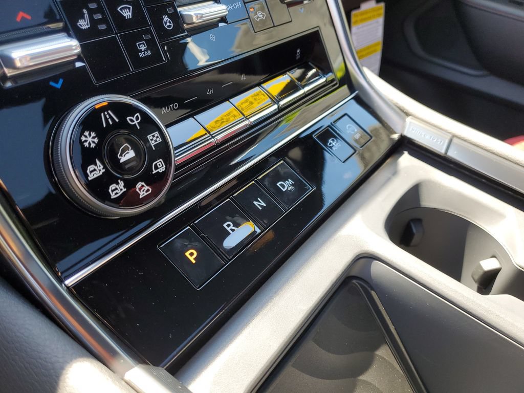 New 2026 Nissan Armada NISMO AWD/4WD image 31
