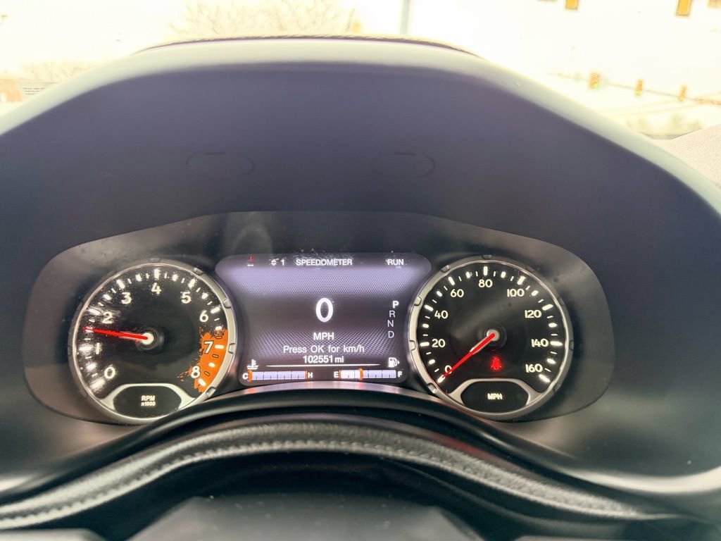 Used 2016 Jeep Renegade Limited image 22