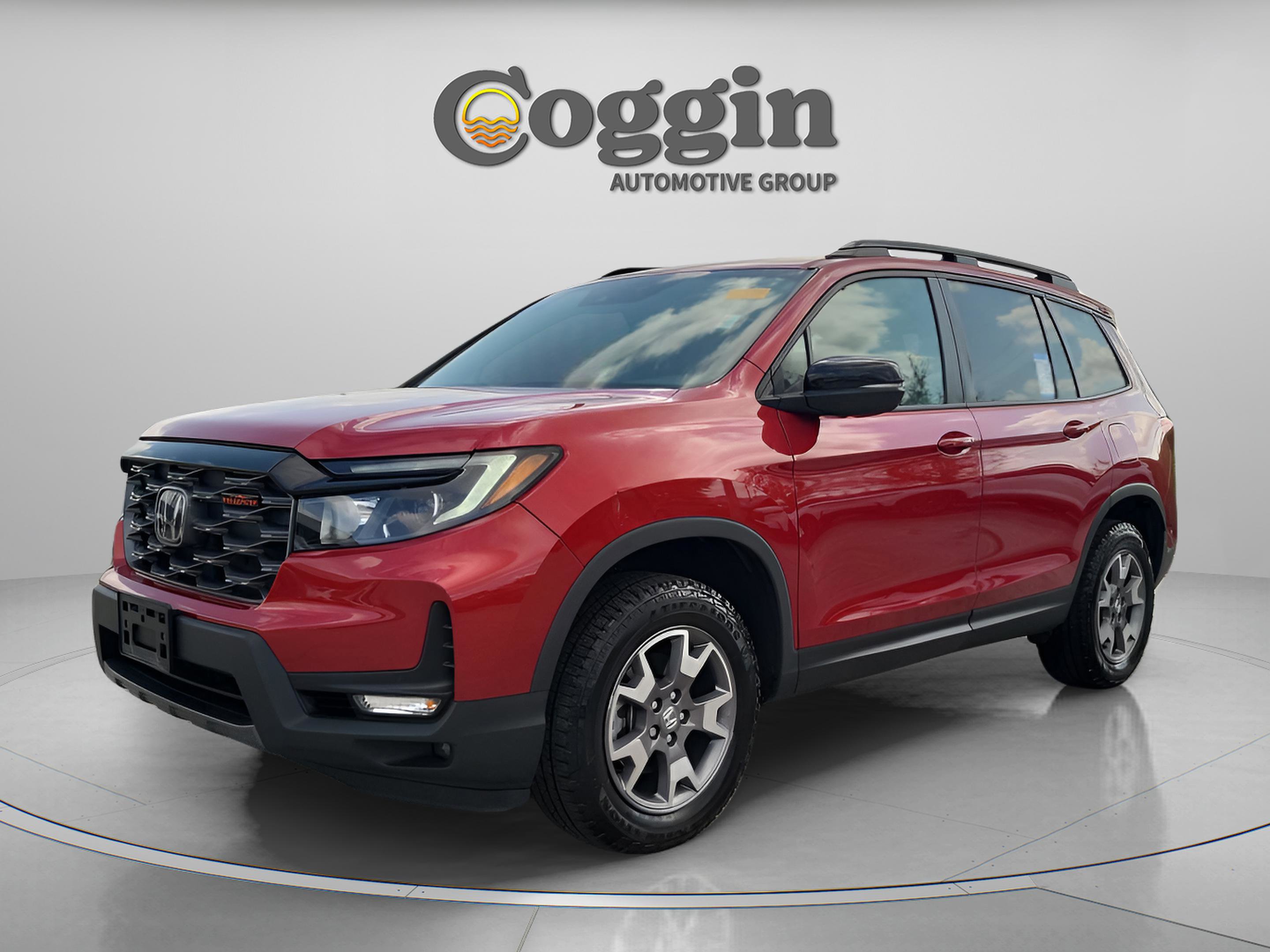 Certified 2023 Honda Passport TrailSport image 2