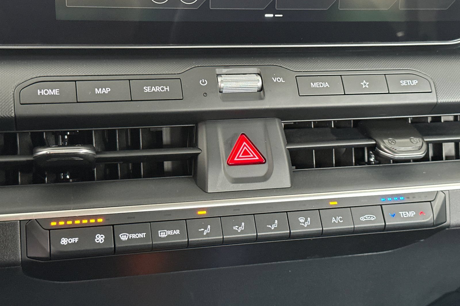 New 2026 Kia K4 FWD image 19