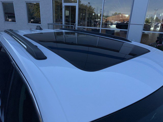 Used 2024 Jeep Grand Cherokee Limited image 9