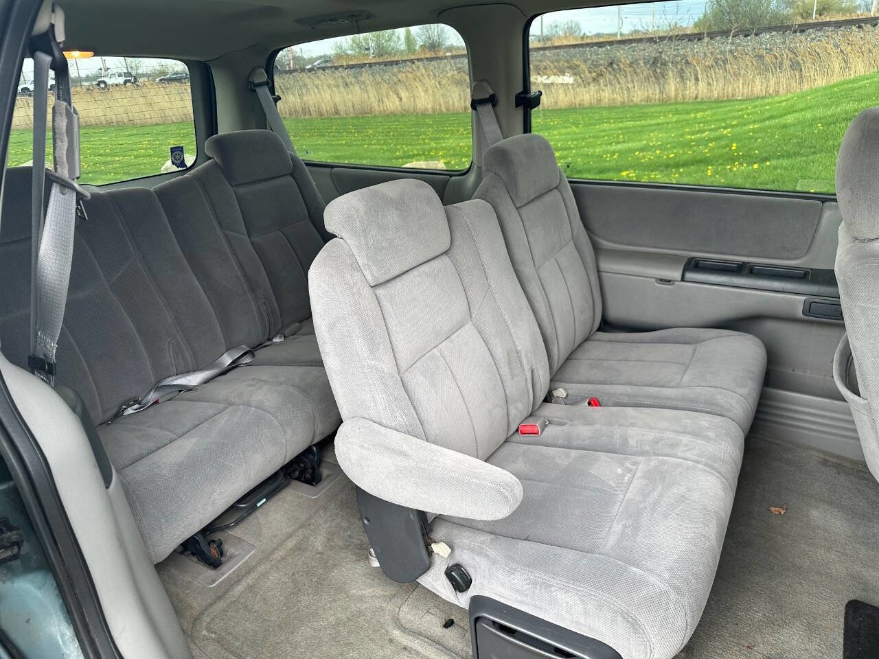 Used 1997 Oldsmobile Silhouette GL image 7