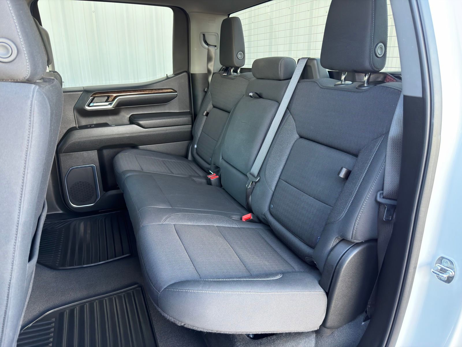 Used 2024 GMC Sierra 1500 Elevation image 28