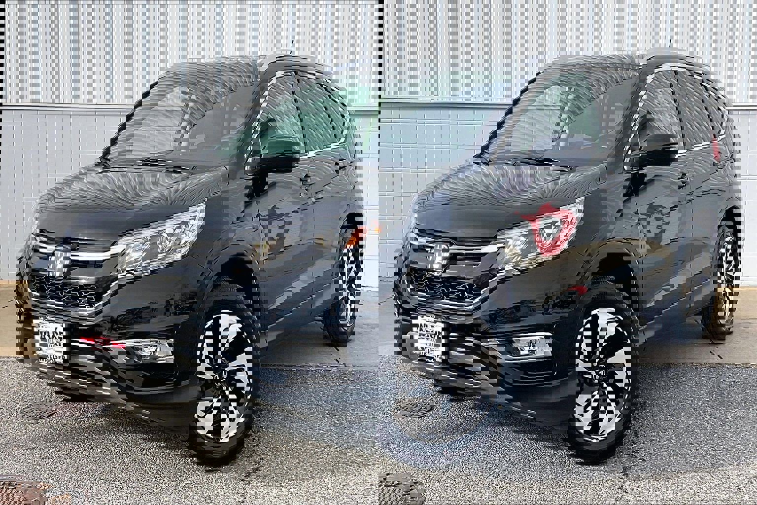 Used 2016 Honda CR-V Touring image 2