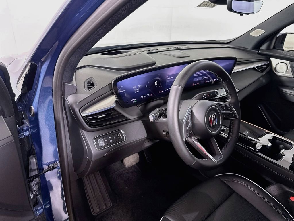 Used 2026 Buick Enclave Avenir AWD/4WD image 9
