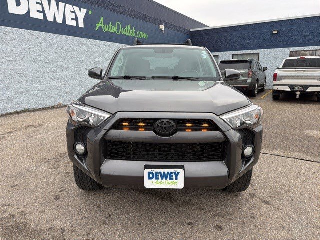 Used 2014 Toyota 4Runner SR5 image 8