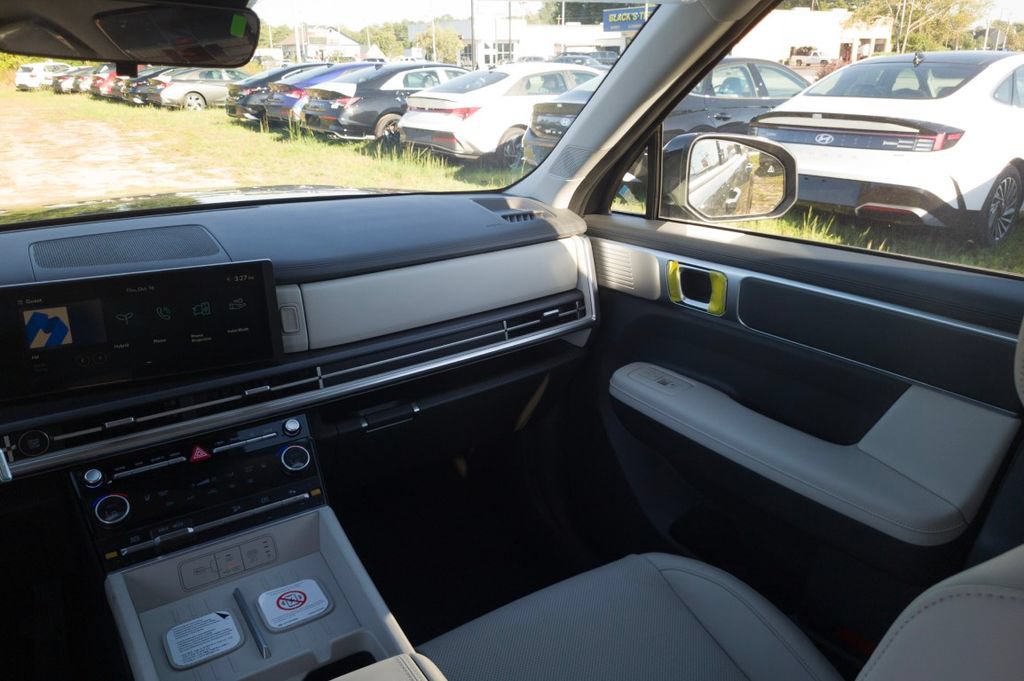 New 2026 Hyundai Santa Fe SEL FWD image 16
