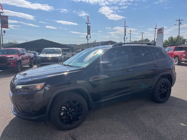 Used 2023 Jeep Cherokee Altitude Lux image 8