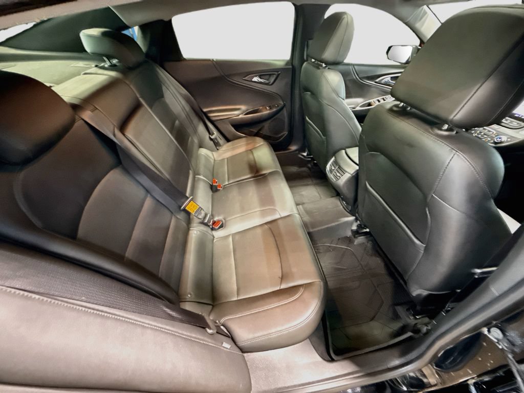 Used 2019 Chevrolet Malibu Premier w/ Sun and Wheel Package FWD image 29