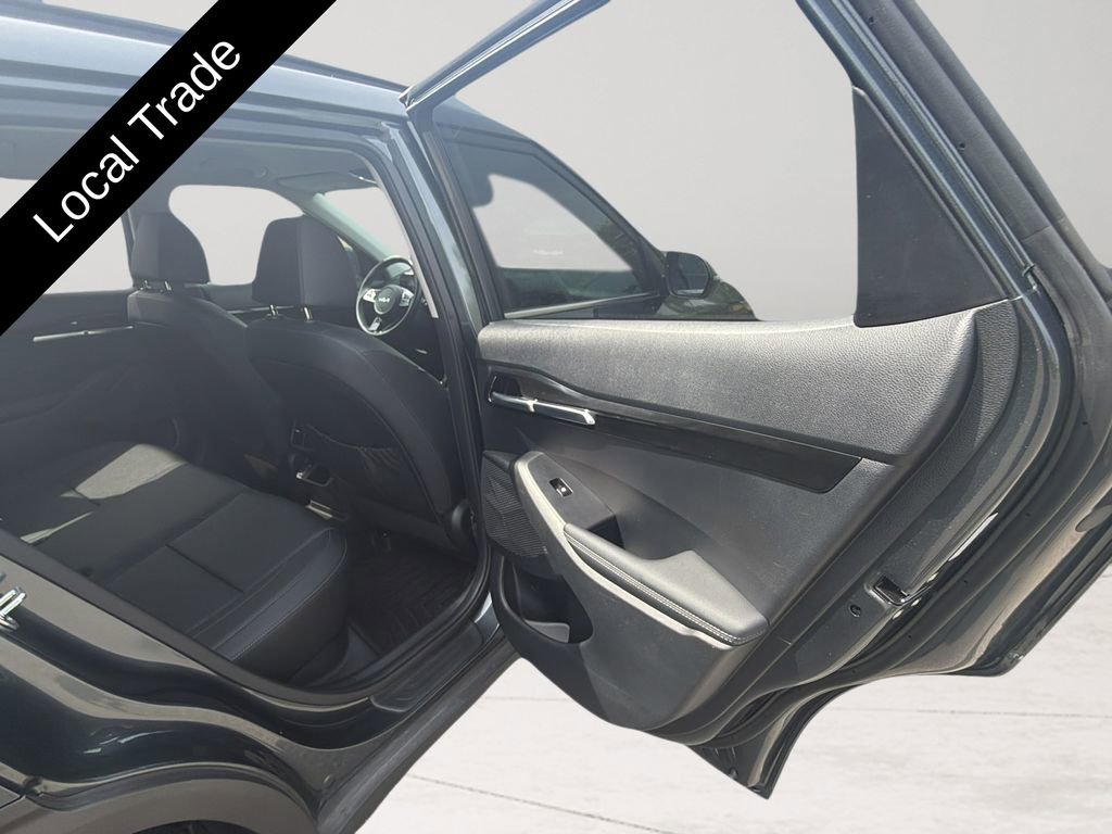Used 2024 Kia Seltos EX image 40
