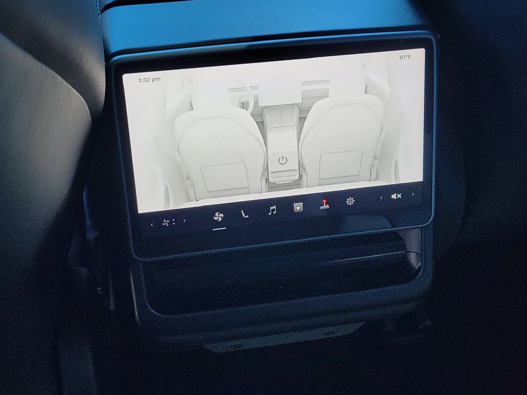 Used 2024 Tesla Model 3 Standard Range RWD image 10