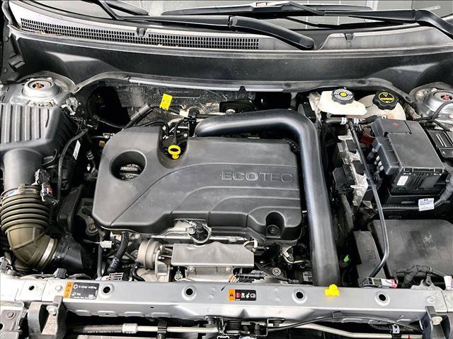 Used 2024 Chevrolet Equinox LS FWD image 11