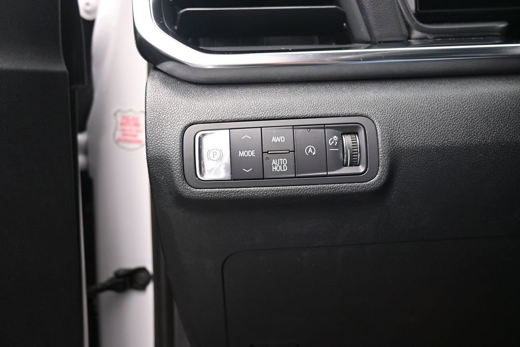 Used 2025 GMC Terrain Elevation AWD/4WD image 19