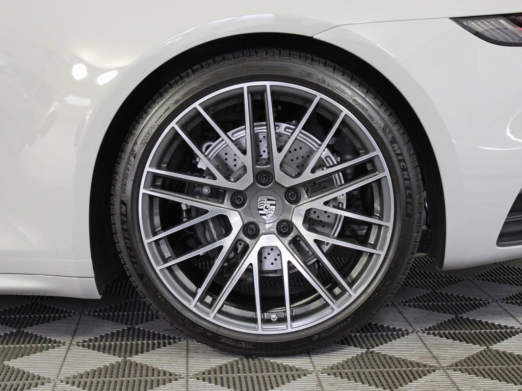 Used 2024 Porsche 911 Carrera 4 image 38