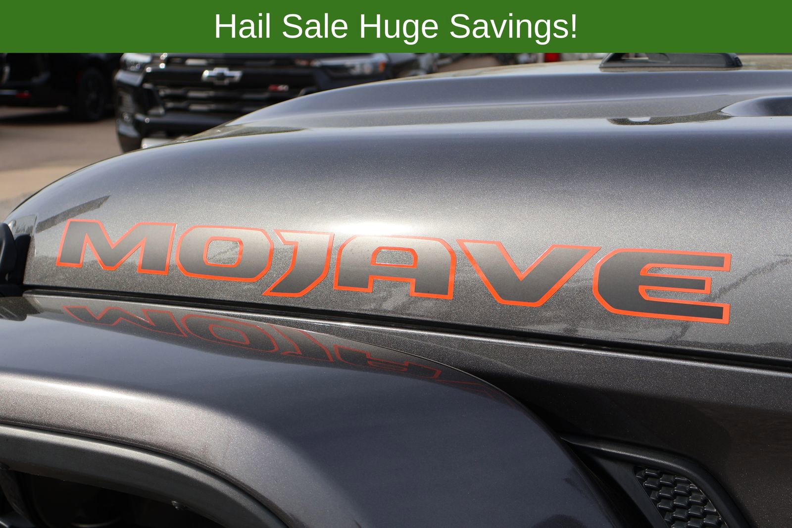 Used 2023 Jeep Gladiator Mojave AWD/4WD image 3